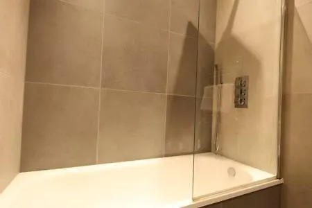 One Bedroom In Ideal Centre Location شقة بريستول
